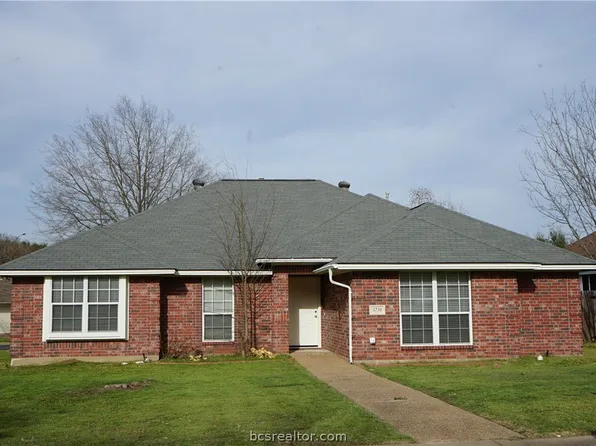 3731 Chantal Cir, College Station, TX 77845