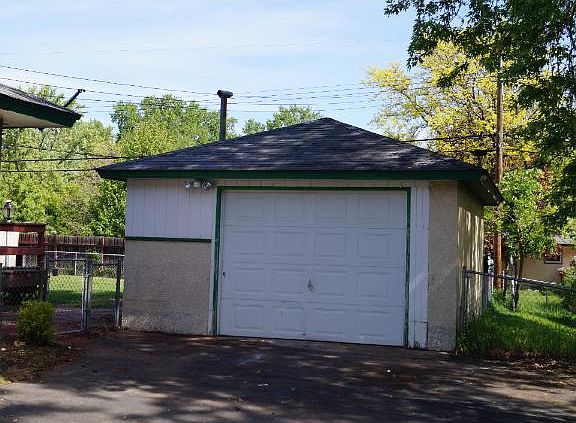 3rd image of 3512 72nd Ave N