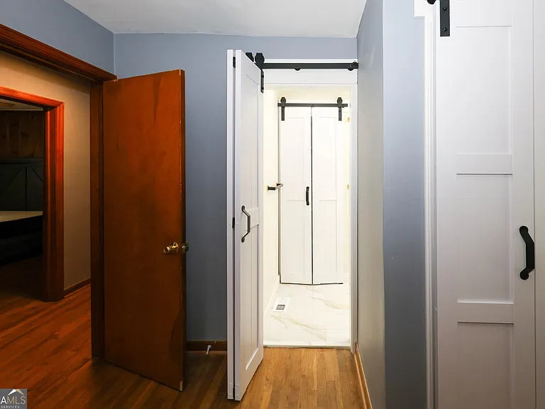 2218 Dodson Dr — Photo 15