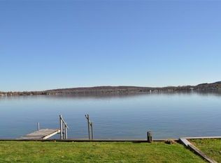 9818 Winston Rd, Pinckney, MI 48169