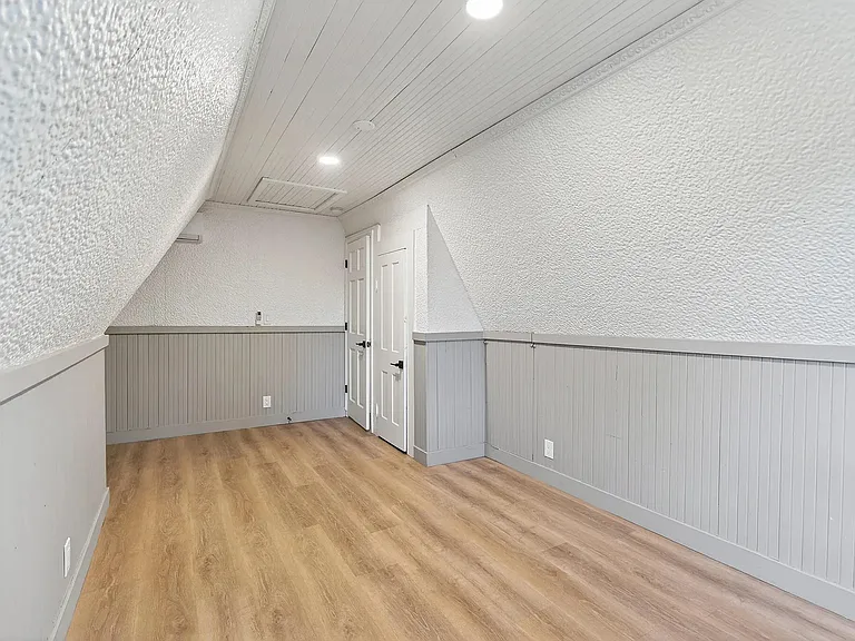 2036 Placer St — Photo 24