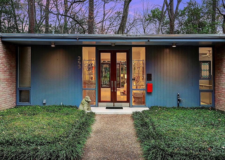1st image of 353 Westminster Dr