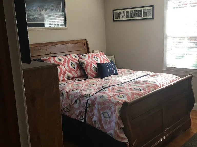 305 Pleasant Meadows Dr — Photo 3