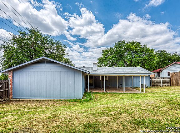 5th image of 5903 Clearbrook Dr