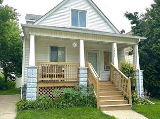 2283 10th St #2, Wyandotte, MI 48192