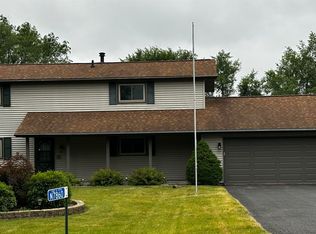 N7860 Angle Rd, Ripon, WI 54971