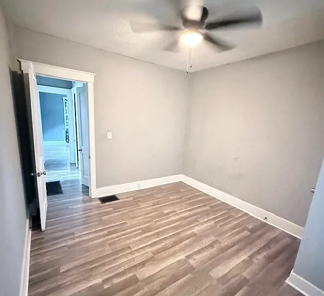 820 S 42nd St #820 — Photo 6