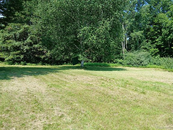5th image of 6677 Plain Rd