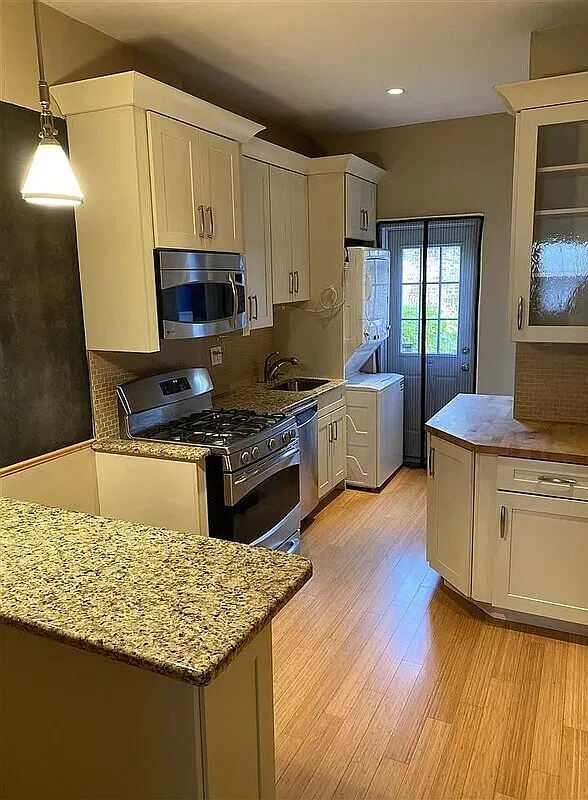 1 bed, 1.0 bath, 500 sqft, $1,693 — Photo 3