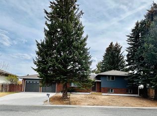 1024 Red Butte Ave, Cody, WY 82414