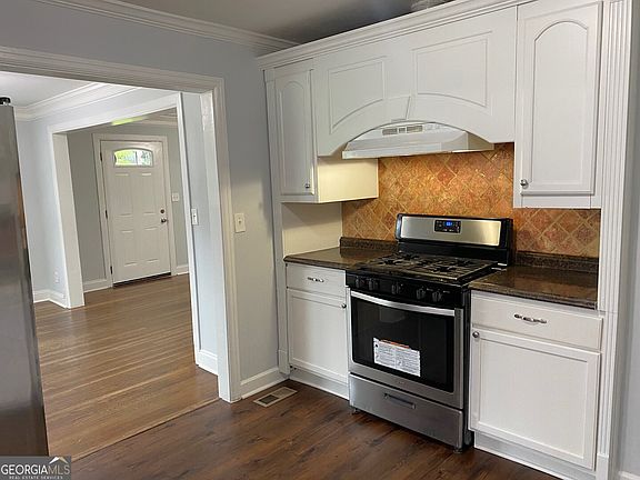 5th image of 1298 Belmont Ave SE