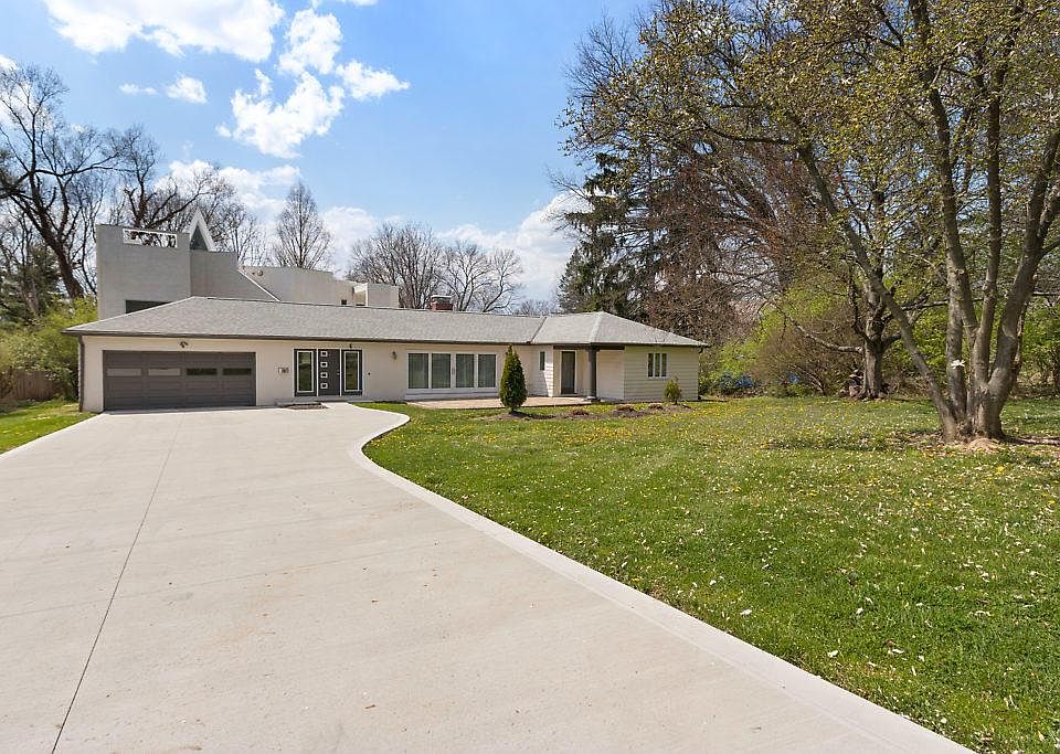 1st image of 511 Oxford Ct