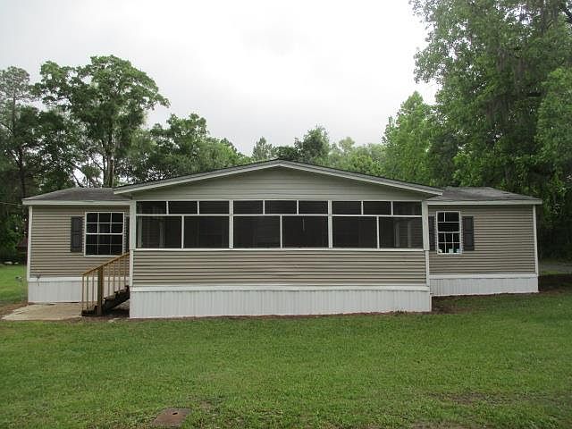 1st image of 2900 Dogwood Cir