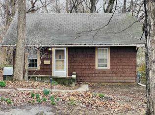 5629 Perry Ln, Merriam, KS 66203