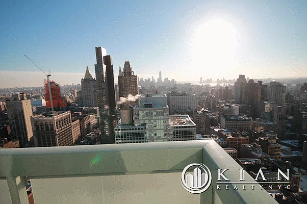 Rented by Kian Realty | media 7