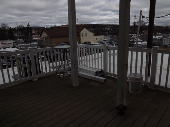 468 William St FLOOR 2