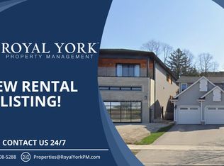 111 Ptarmigan Dr #2, Guelph, ON N1C1B8