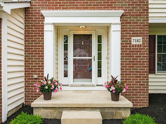 3rd image of 7182 Trillium Dr