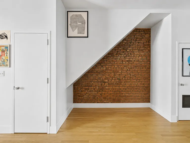 594 Mac Donough St #2 — Photo 5