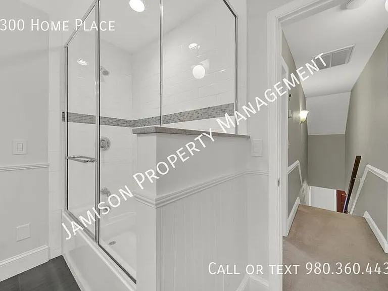1300 Home Pl — Photo 26