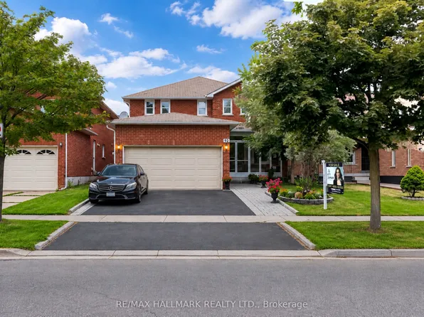 92 Weldrick Rd E, Richmond Hill, ON L4C 8T7