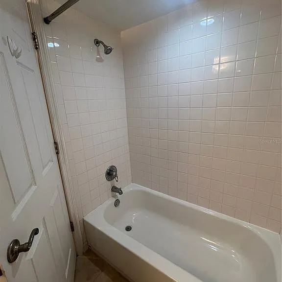 2500 Winding Creek Blvd #E103 — Photo 30