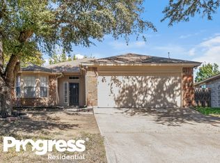 1715 Duster Cir, Arlington, TX 76018