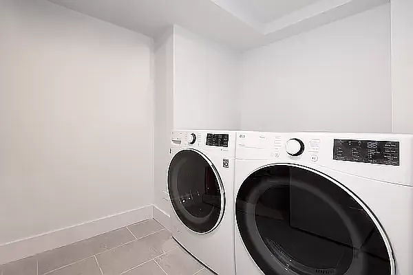 Rented by R New York | media 8