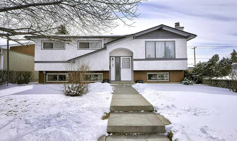 1st image of 103 N Rundlehorn Cres NE
