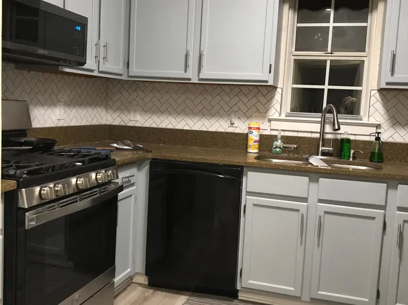 408 Wynridge Dr, Charlottesville, VA 22901