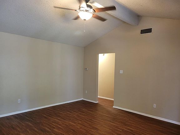 3rd image of 1337 Greenway Dr
