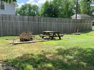 2015 Highland Rd, Zanesville, OH 43701