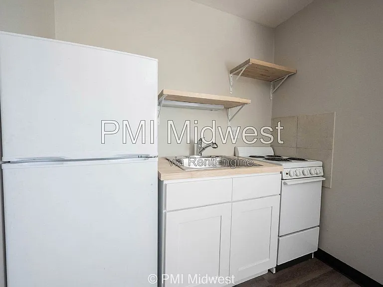 Glenstone Apartments — Photo 6