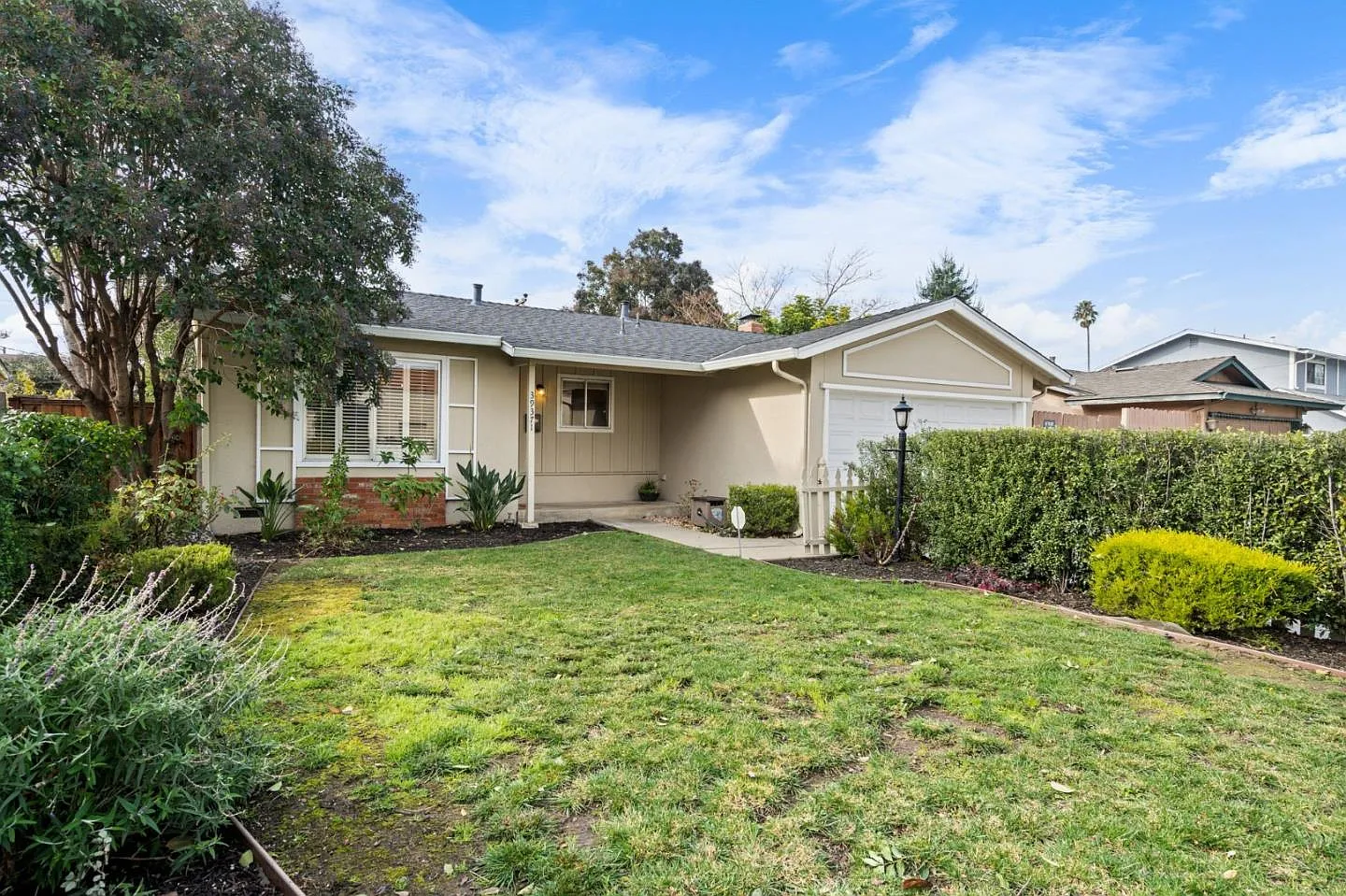 39371 Argonaut Way photo 1