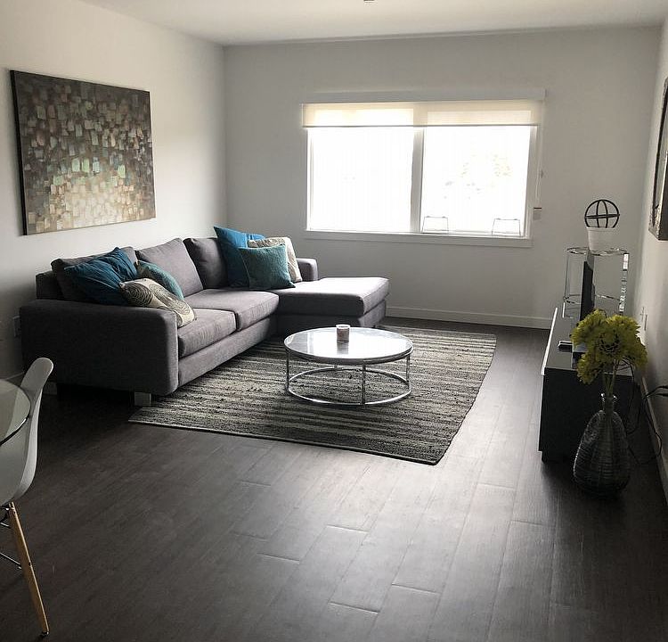 1st image of 9403 102nd Ave #201
