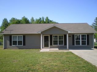 411 Main St, Weaver, AL 36277