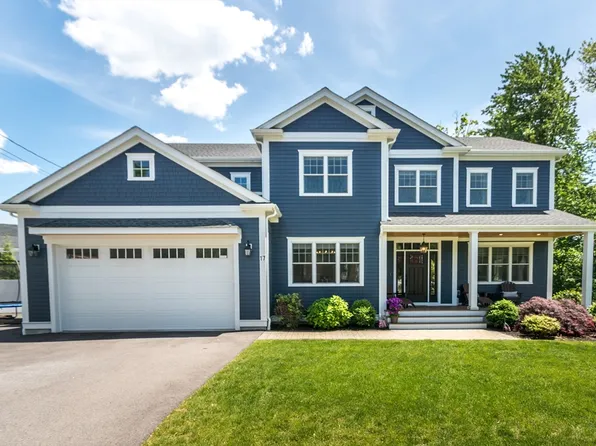 17 Elinor Cir, Waltham, MA 02452