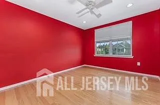 3 bed, 2.5 bath, 2668 sqft, $3,900 — Photo 2