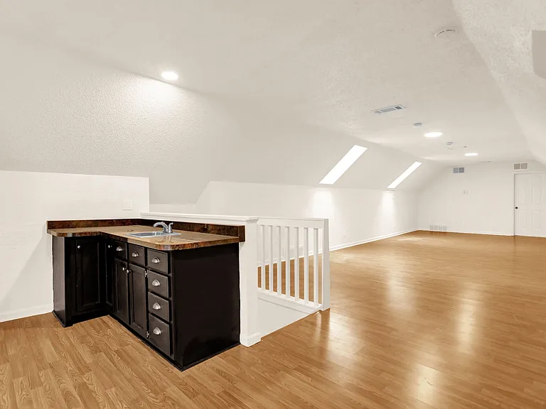 7255 Penbrook Cv — Photo 58