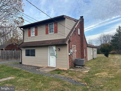 569 Trumbauersville Rd, Quakertown, PA, 18951