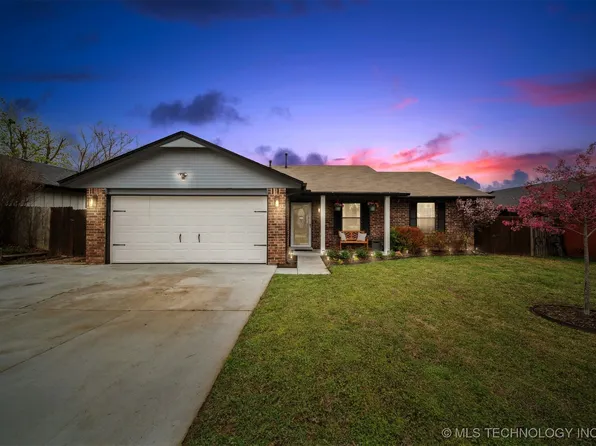 1308 W Doris St, Claremore, OK 74017
