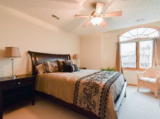 2428 N 148th St, Omaha, NE 68116