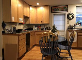 220 Hanover St APT 21, Boston, MA 02113