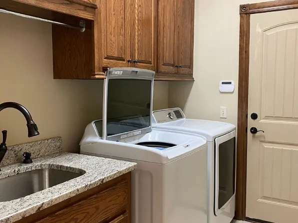 7708 Deer Meadow Dr, Oklahoma City, OK 73150