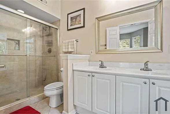 200 Renaissance Pkwy NE #106 — Photo 11