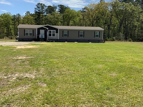 2nd image of 470 Stokes Rd