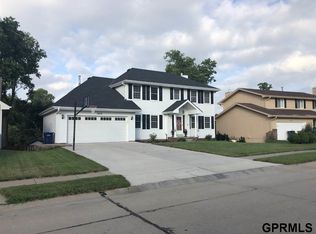 14113 S 34th St, Bellevue, NE 68123