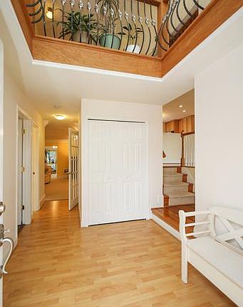 3rd image of 2995 Glenora Ln