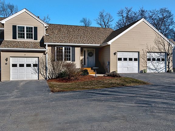 2nd image of 76 Sawmill Pond Rd #76