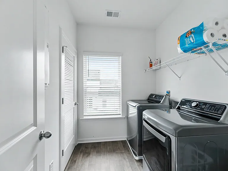 691 Snow Owl Dr — Photo 19